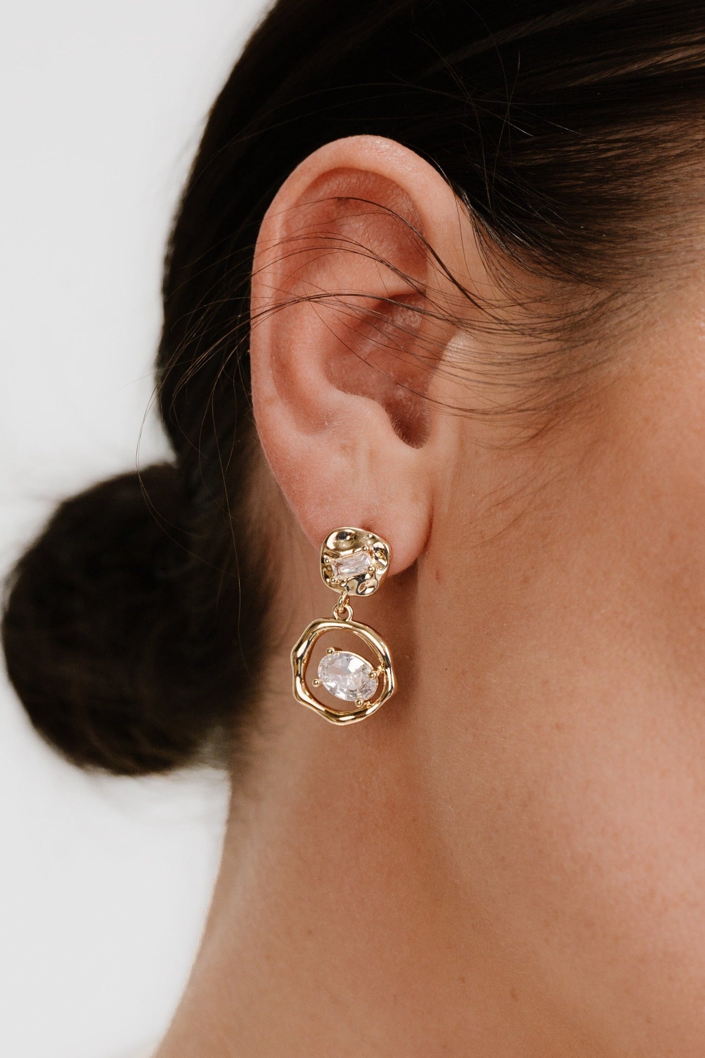 Crystal Earrings in Organic Shape Design