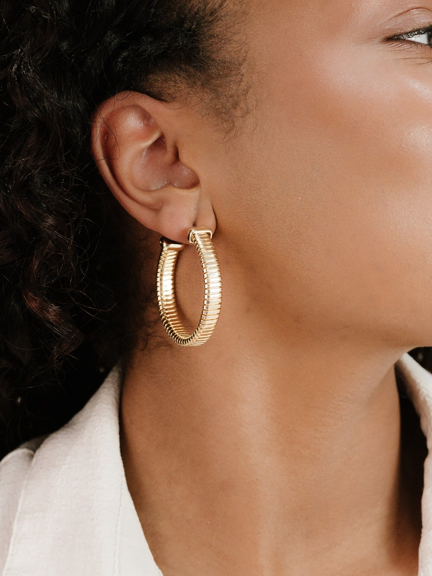 Flexible Hoop Earrings in Sleek Design