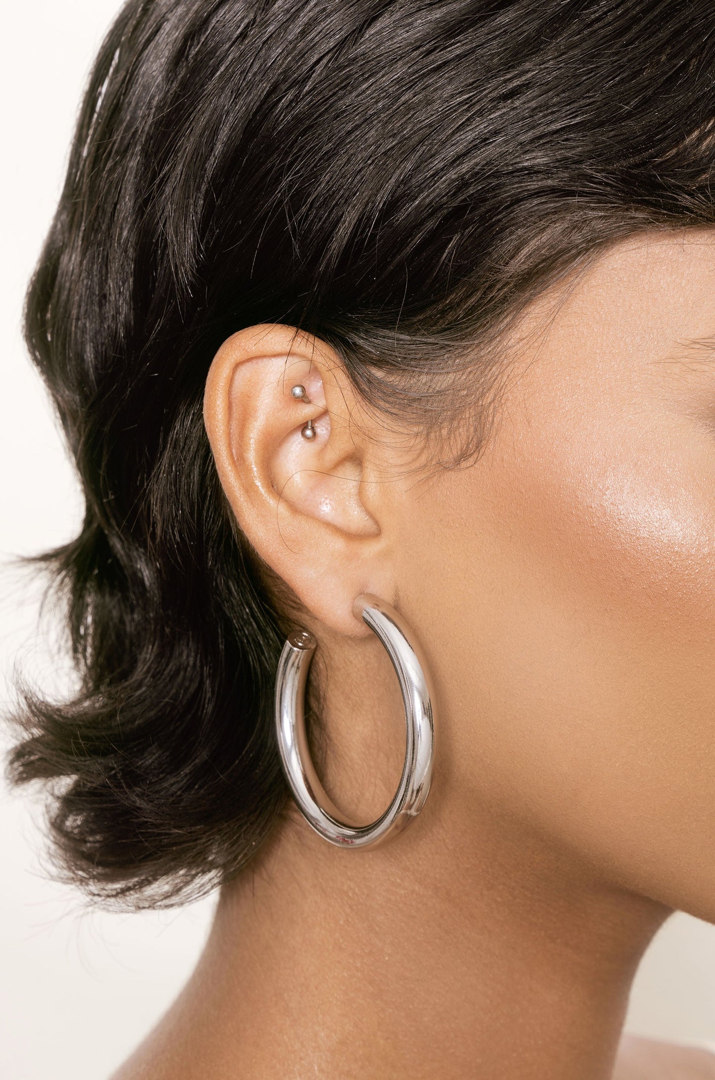 Thick Classic Hoop Earrings in Large Size