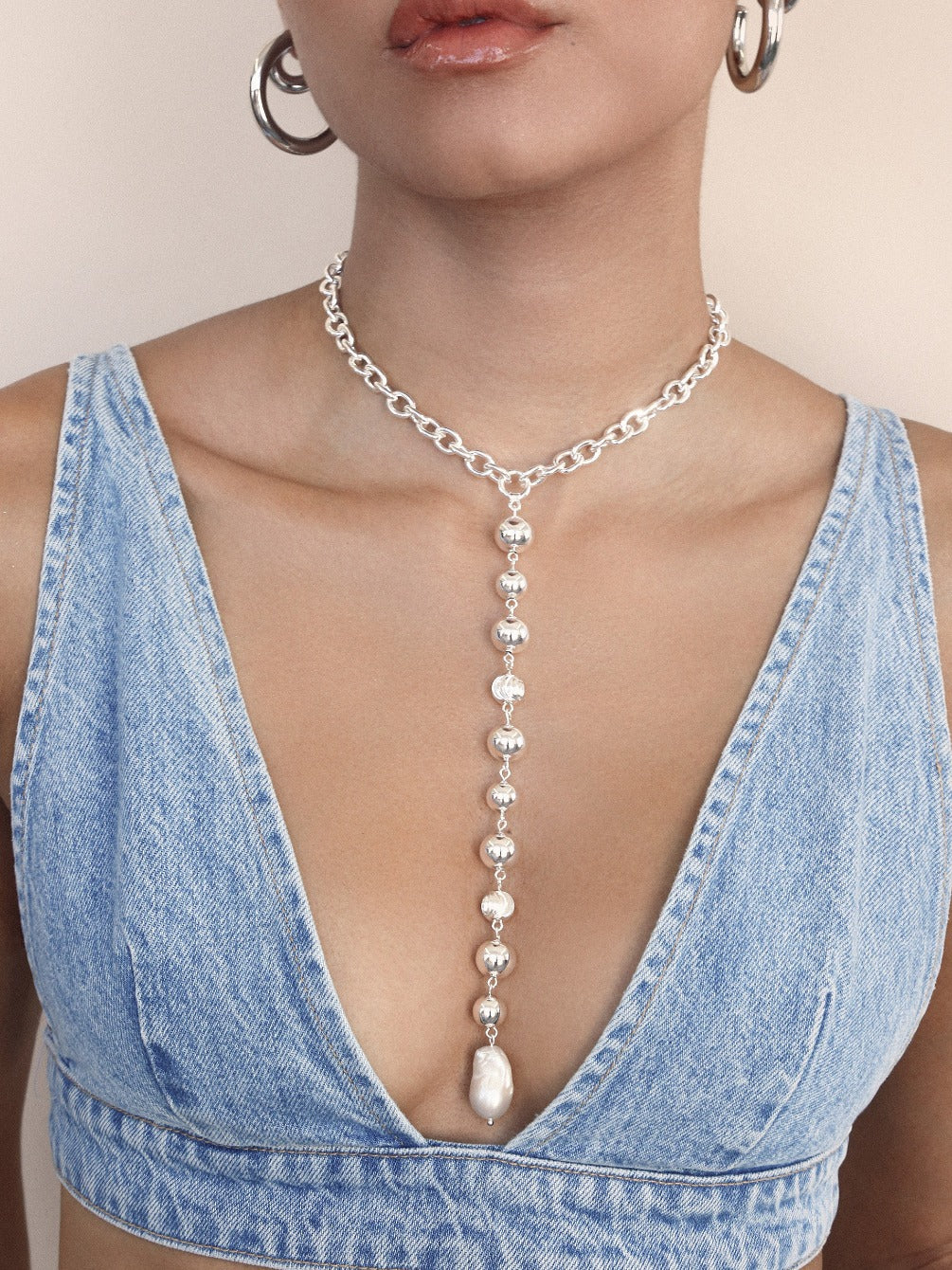 Elegant Deep Drop Pearl Lariat Necklace