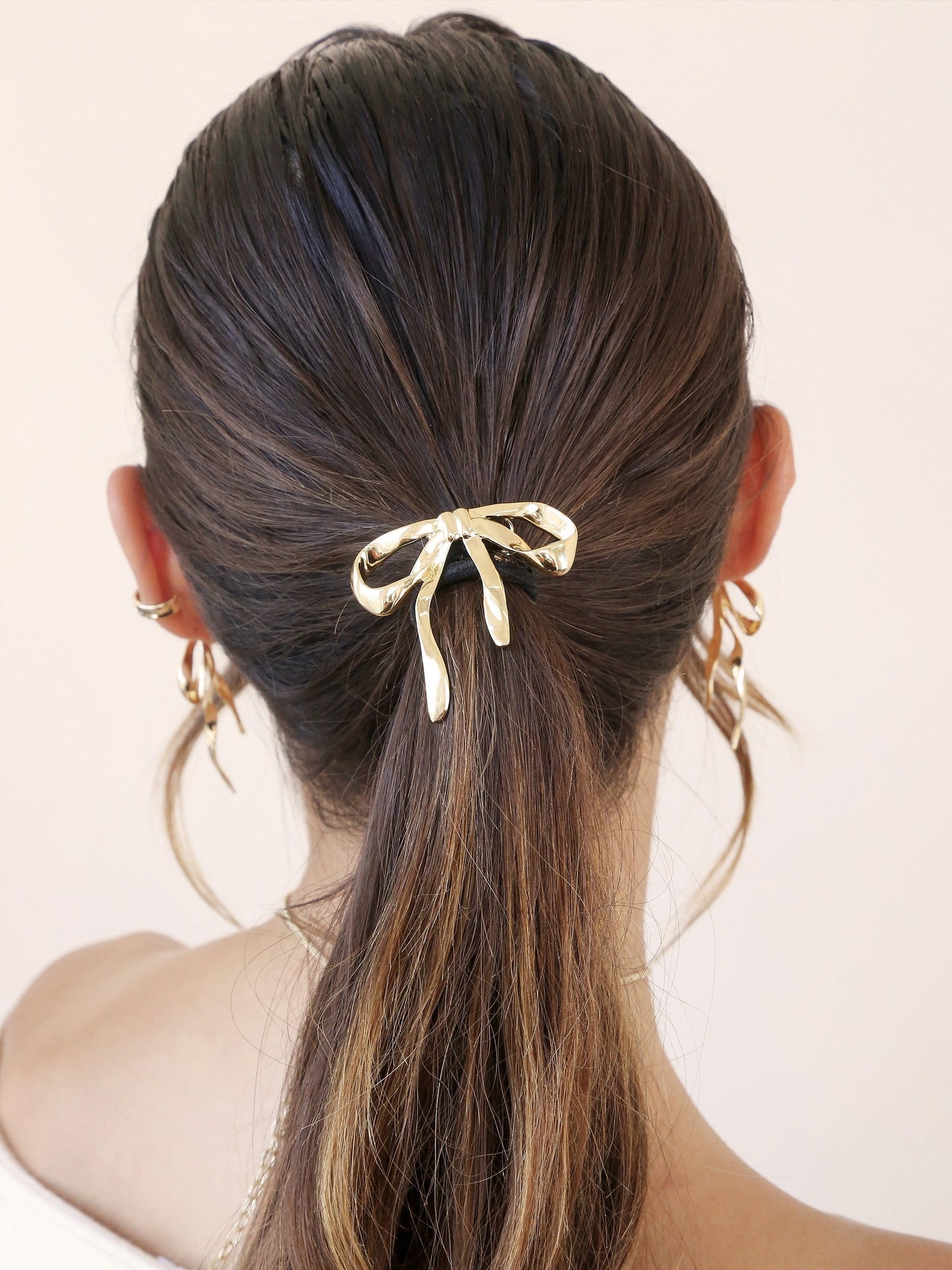 Organic Bow Design Hair Tie