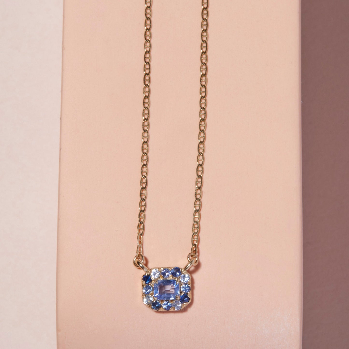 Sapphire Pendant Necklace in Elegant Design