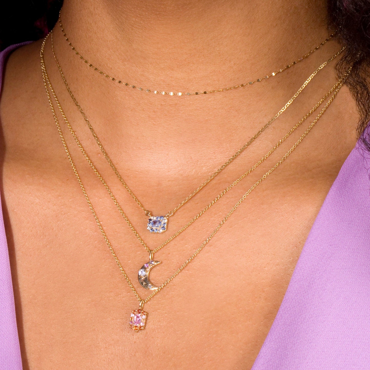 Sapphire Pendant Necklace in Elegant Design