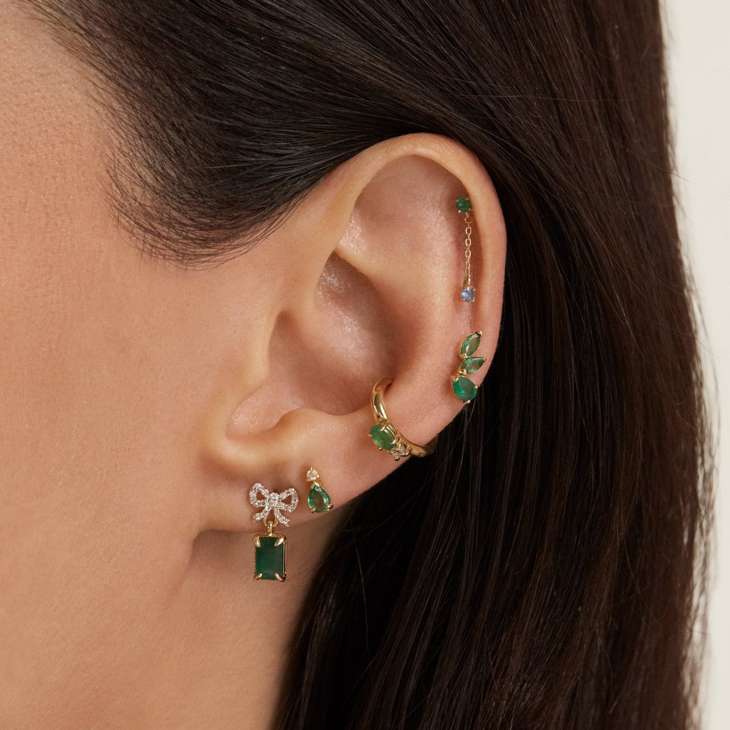 Emerald Stone Stylish Earcuff Design