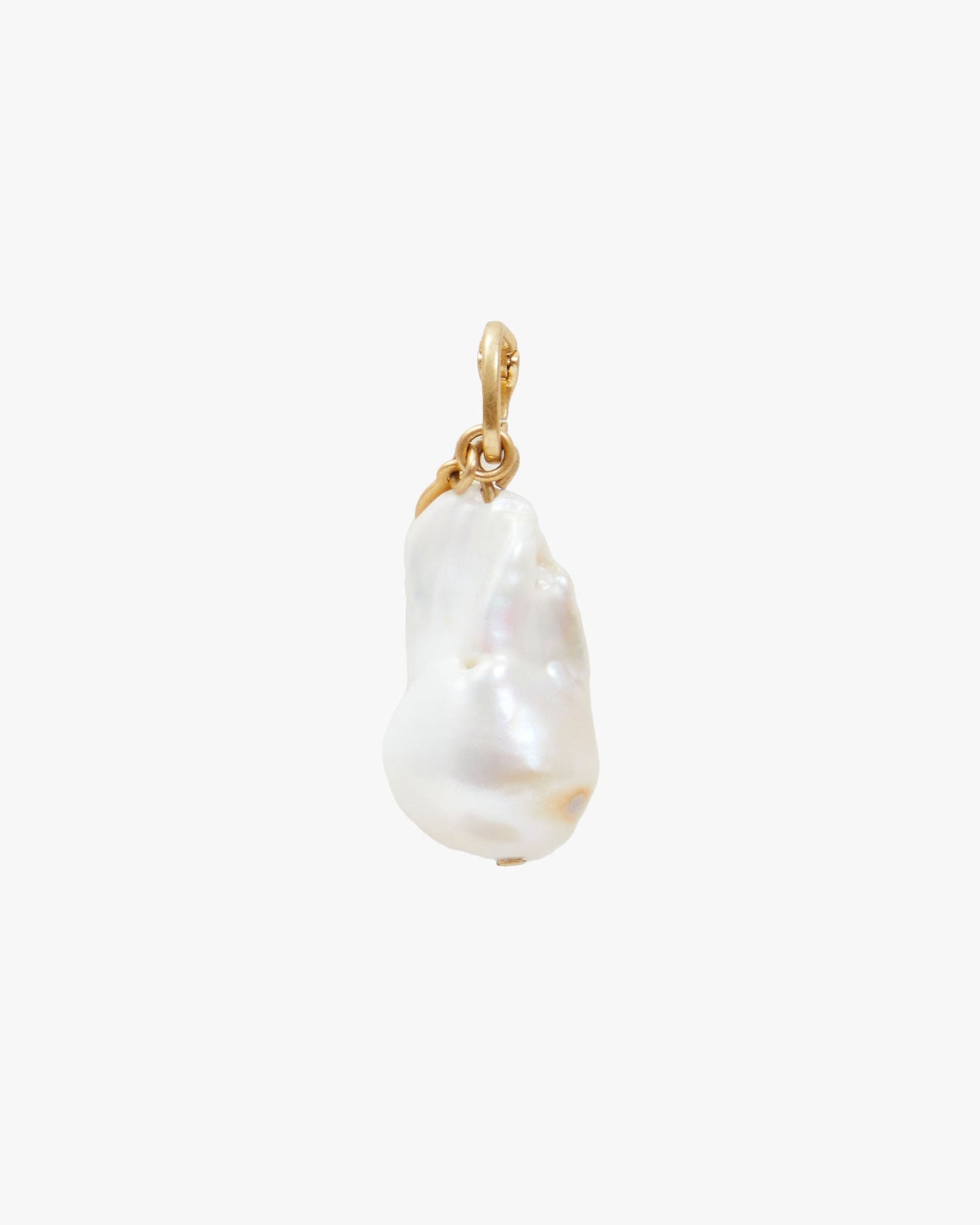 Baroque Pearl Charm Pendant in Elegant Design