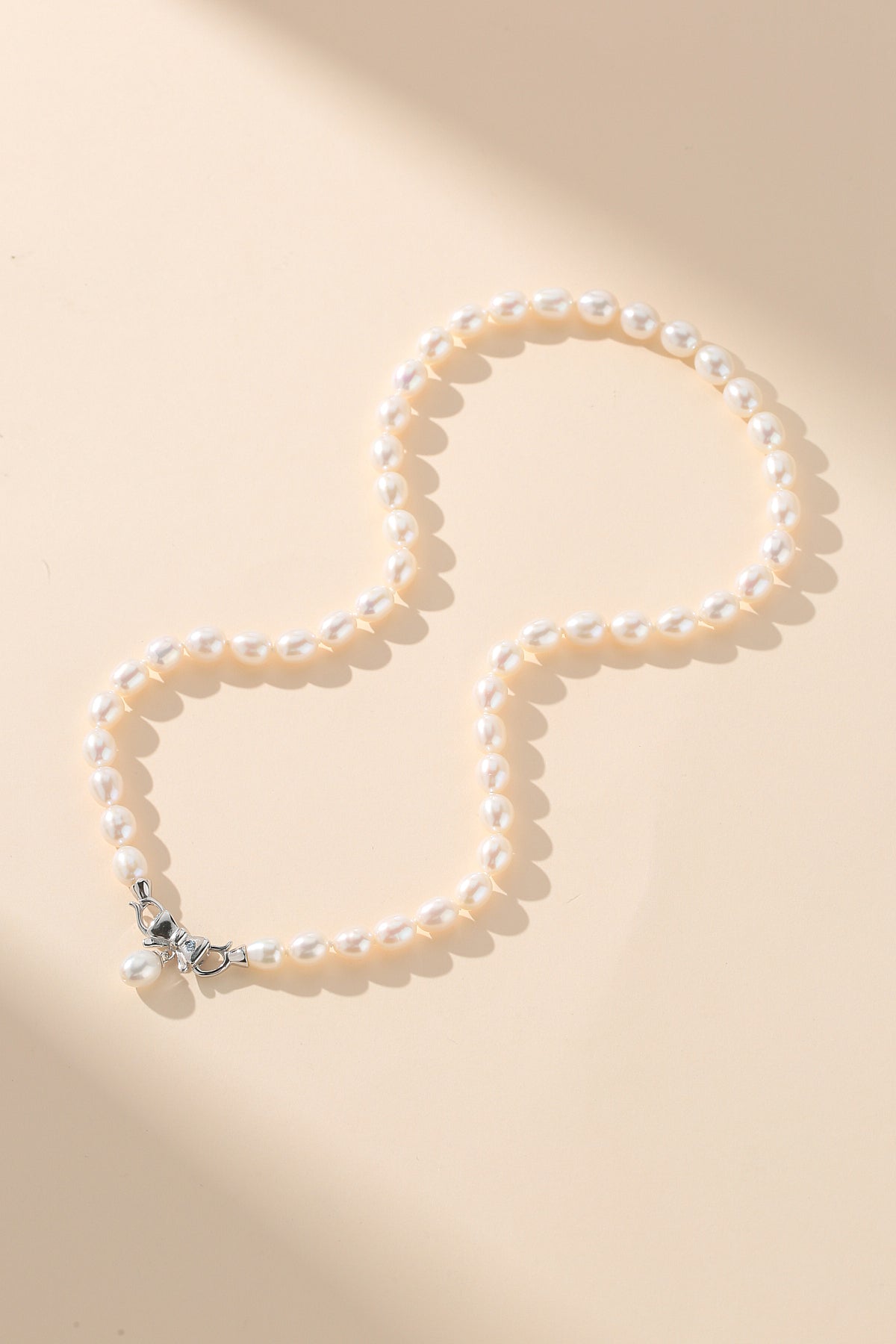 Removable Pendant Necklace with Rice Pearls