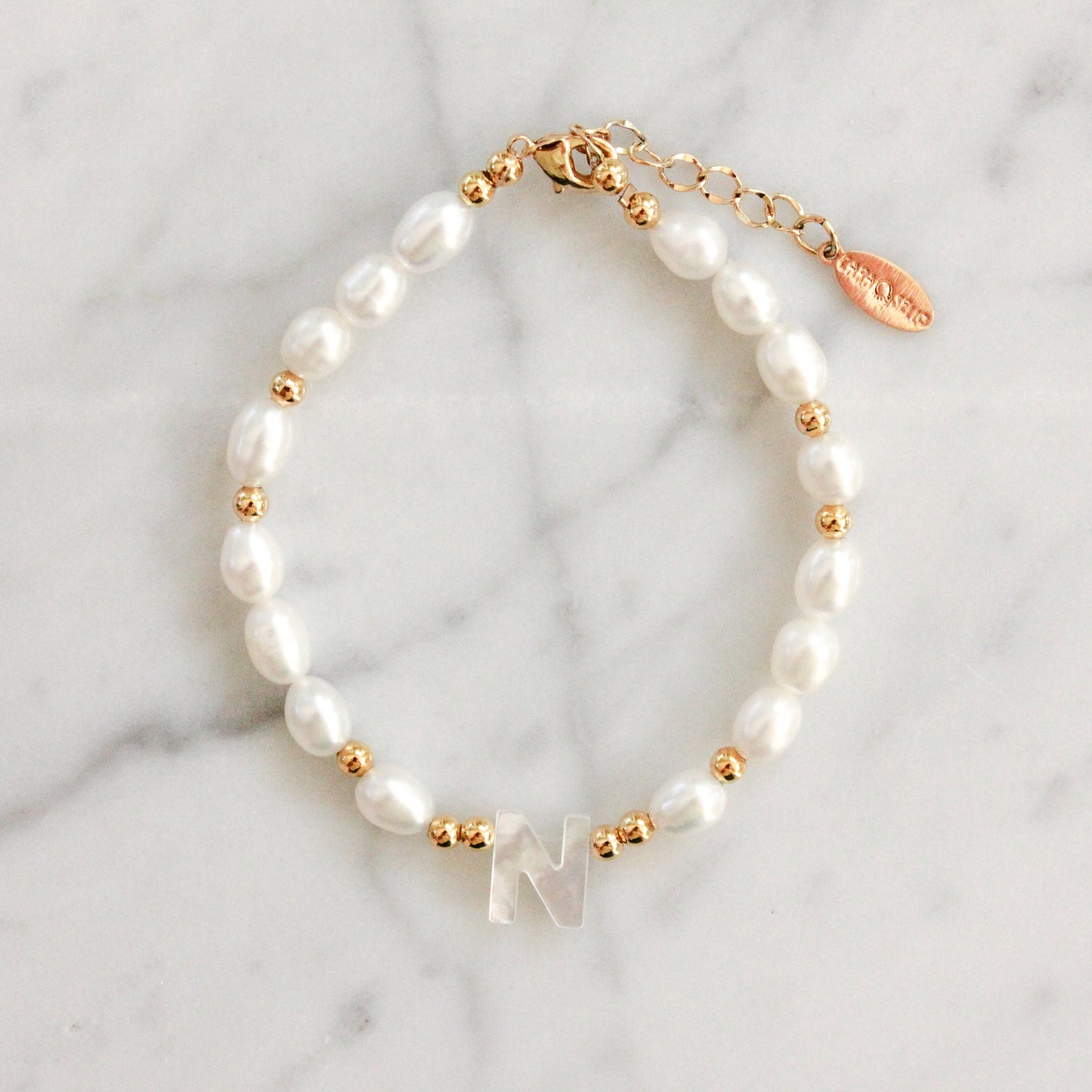 Personalized Nacre Initial Bracelet for Stylish Look