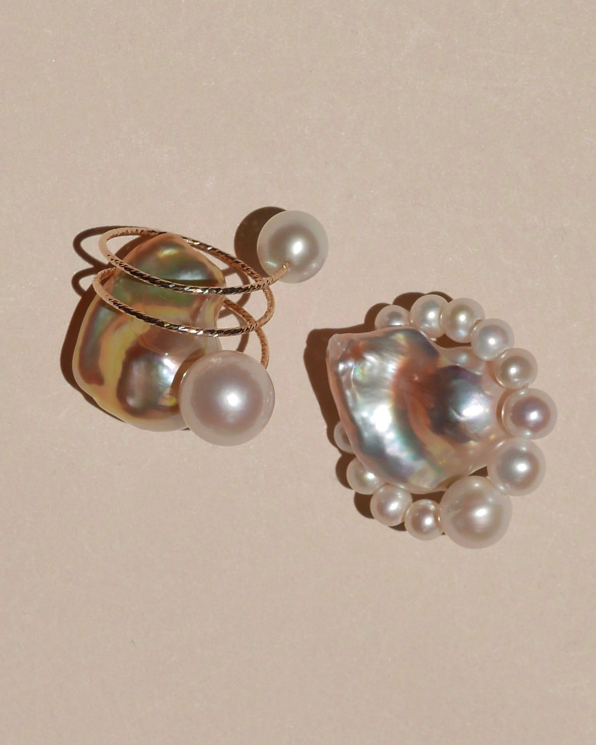 Elegant Pearl Ring in Silver Material