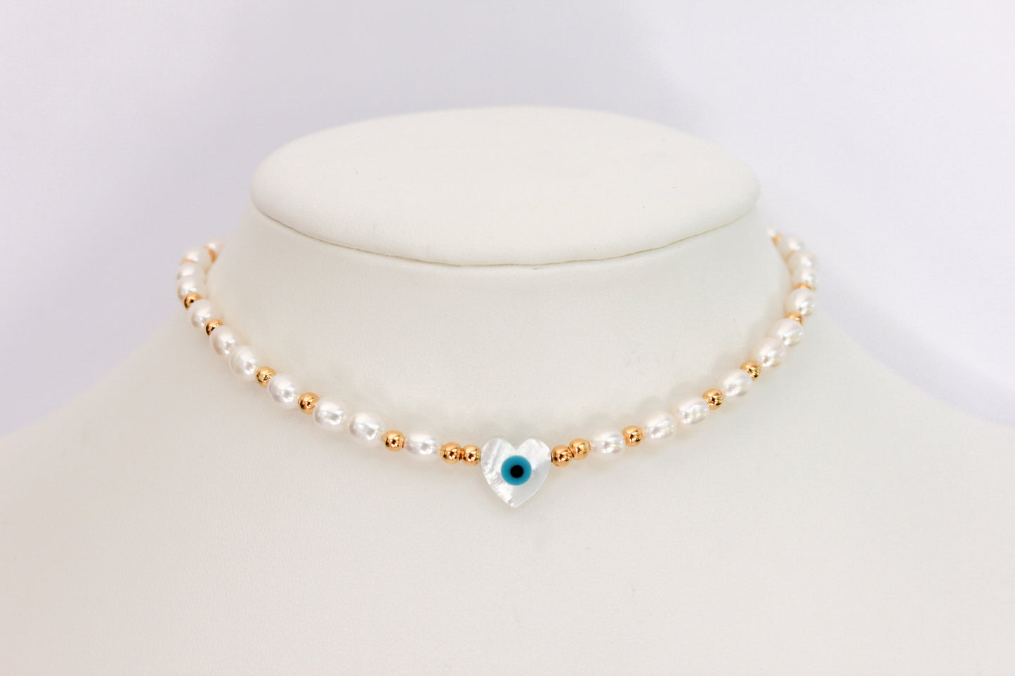 Elegant Heart Shaped Nacre Pearl Design