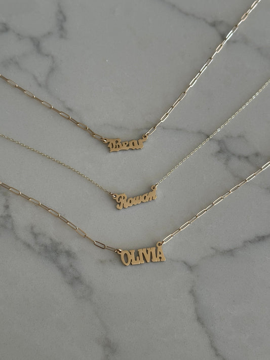 Gold Name Necklace in 14k Gold