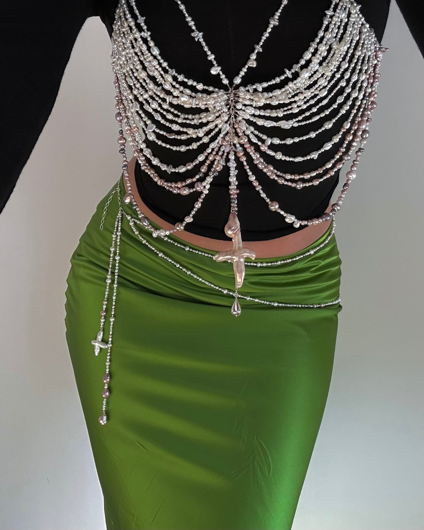 Belly Chain with Mirage Design and Elegant Style