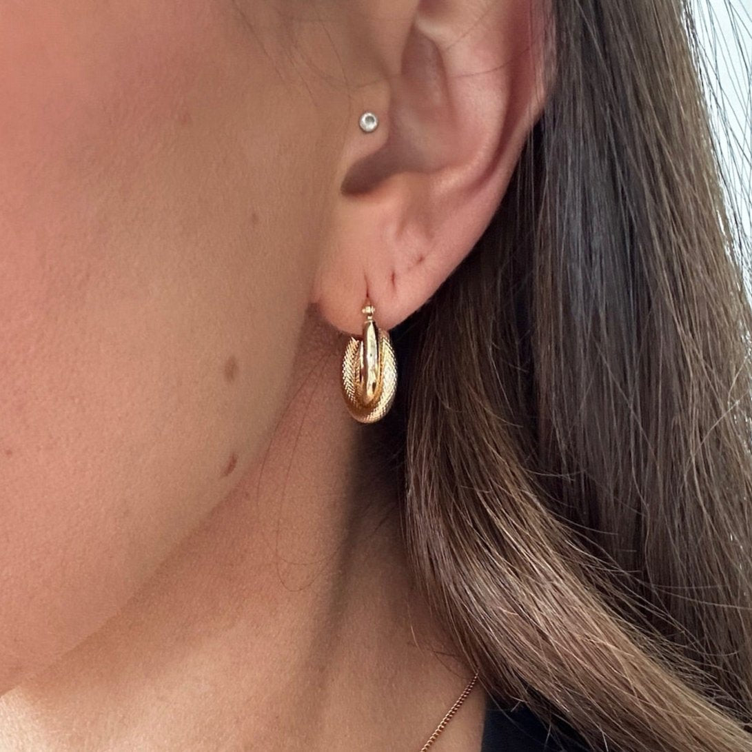 14k Gold Hoop Earrings in Stylish Design