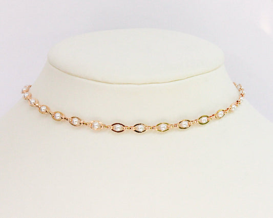 Elegant Dainty Pearl Choker Necklace