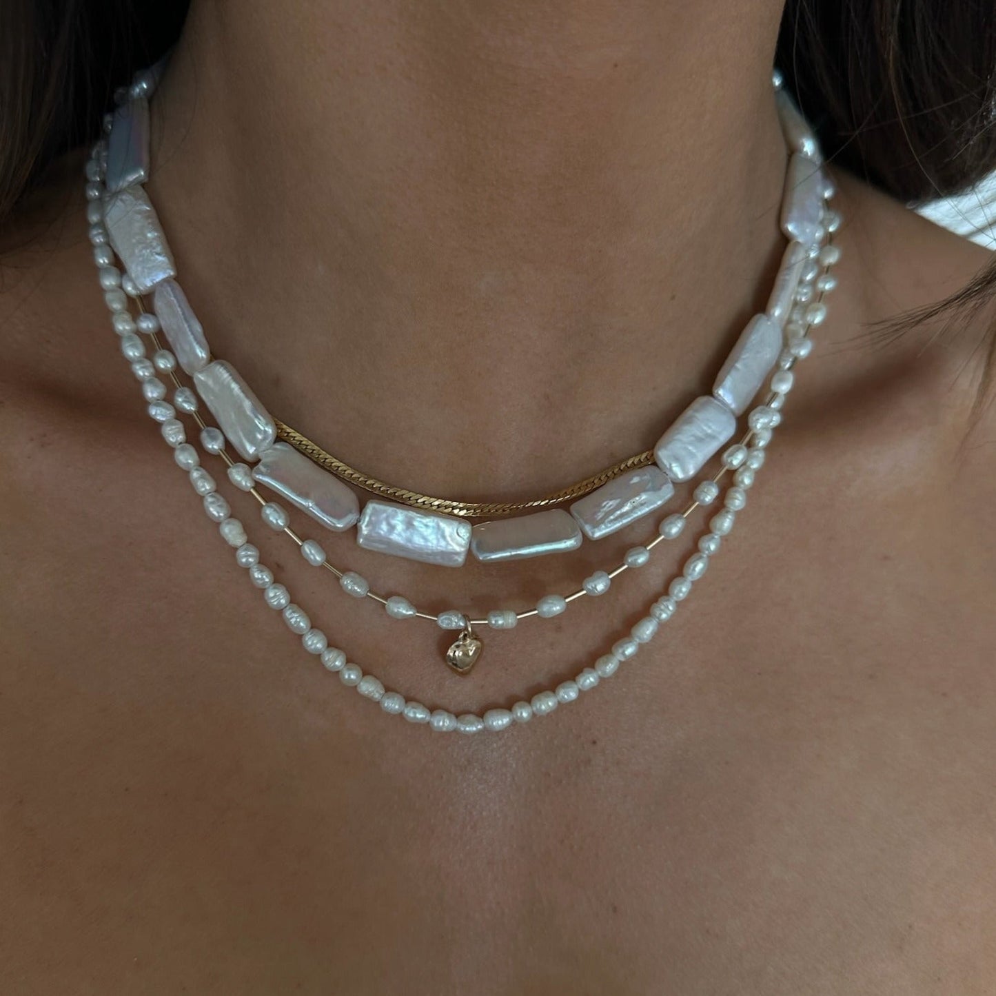 Elegant Pearl Necklace in Coastal Style