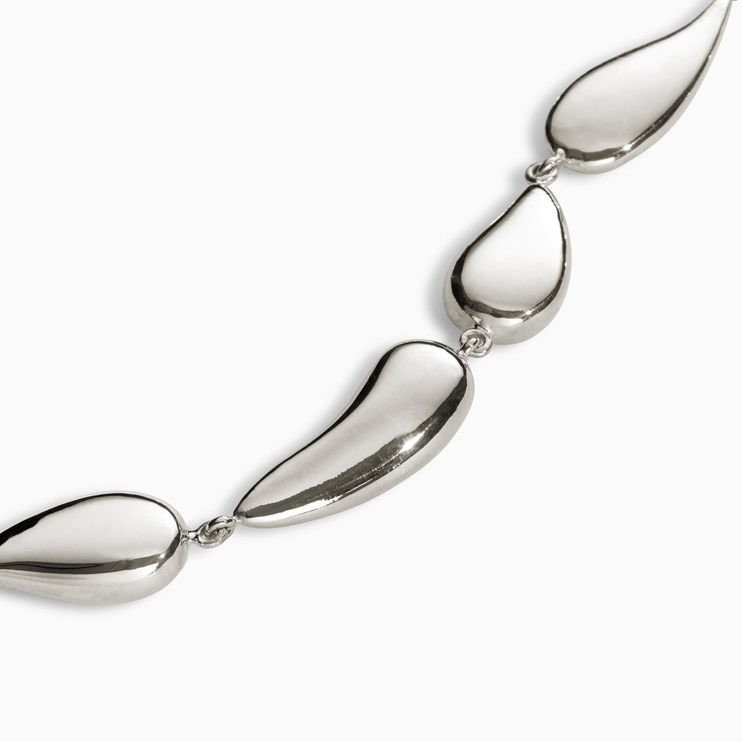 Elegant Silver Necklace for Every Occasion