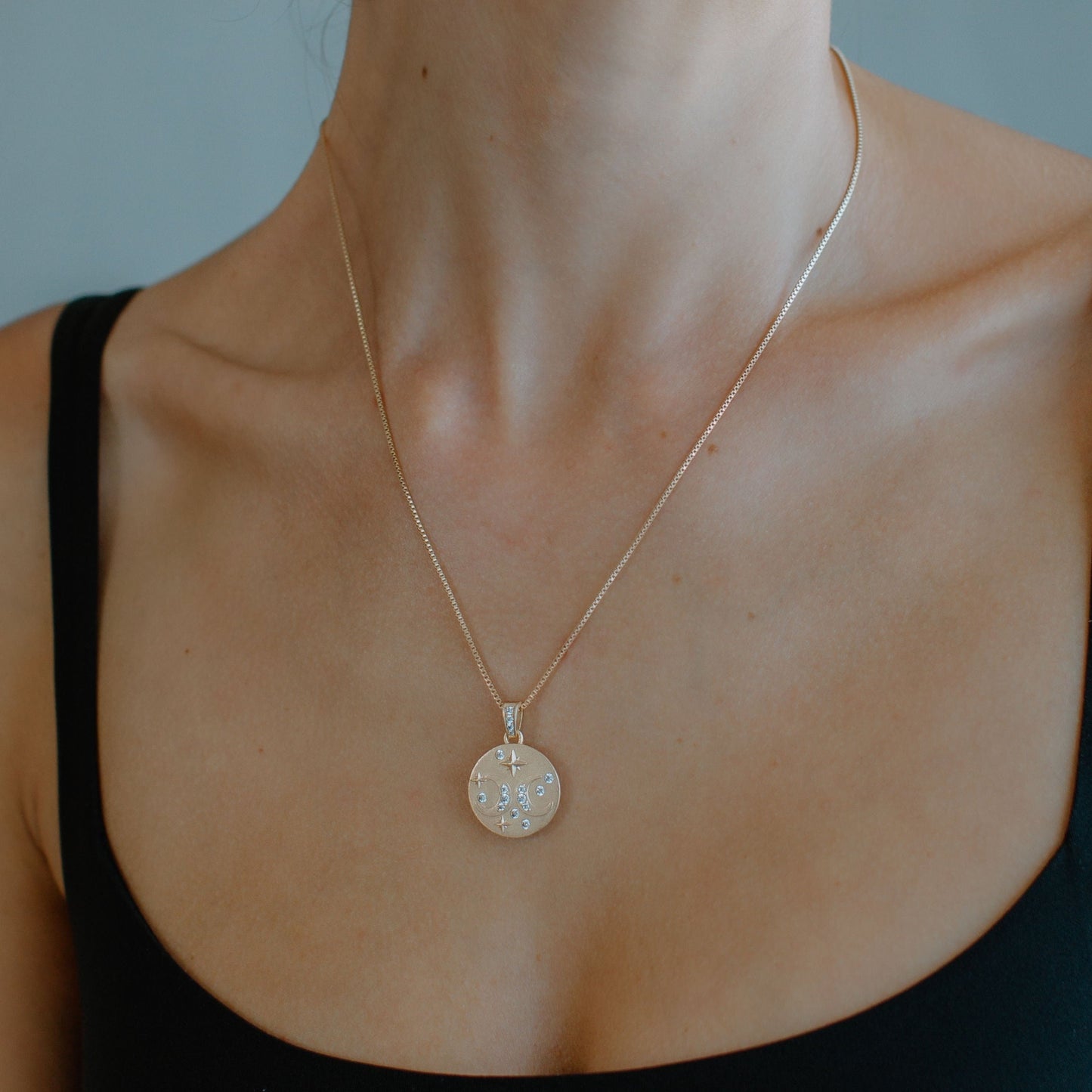 Celestial Design Pendant Necklace for Everyday Wear