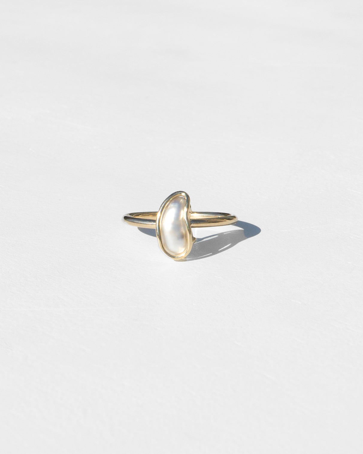 14K Keshi Ring in Apostrophe Design