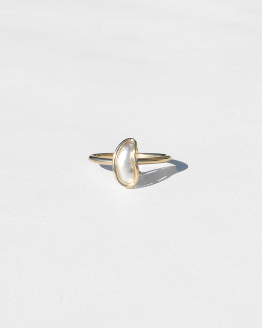 14K Keshi Ring in Apostrophe Design