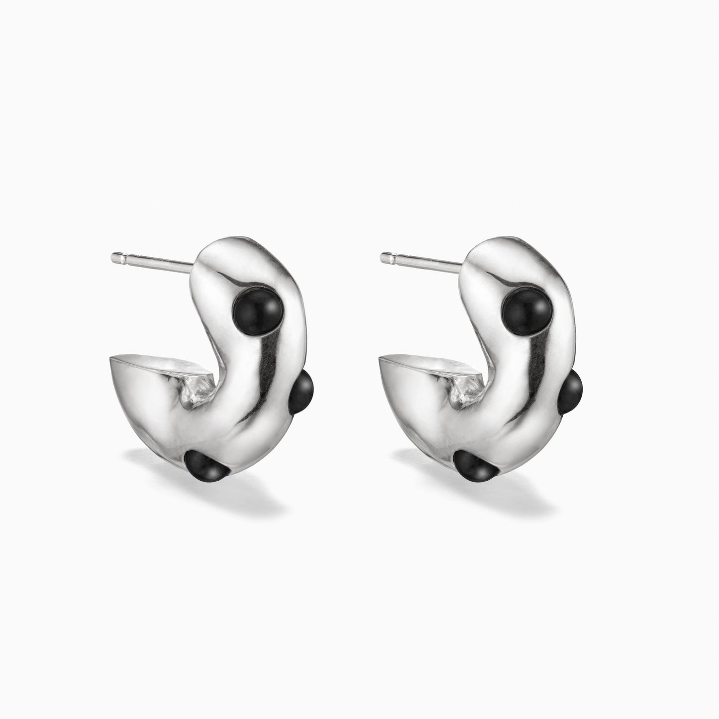 Stylish Silver Hoop Earrings for Everyday Wear 3