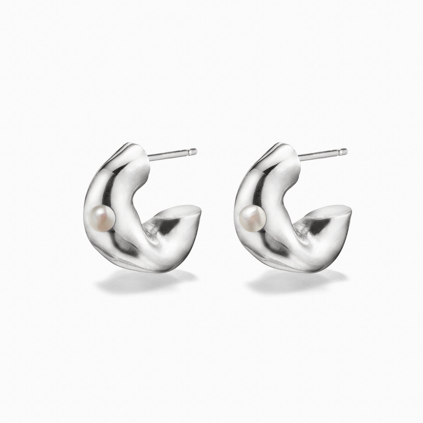 Silver Hoop Earrings in Elegant Design 3