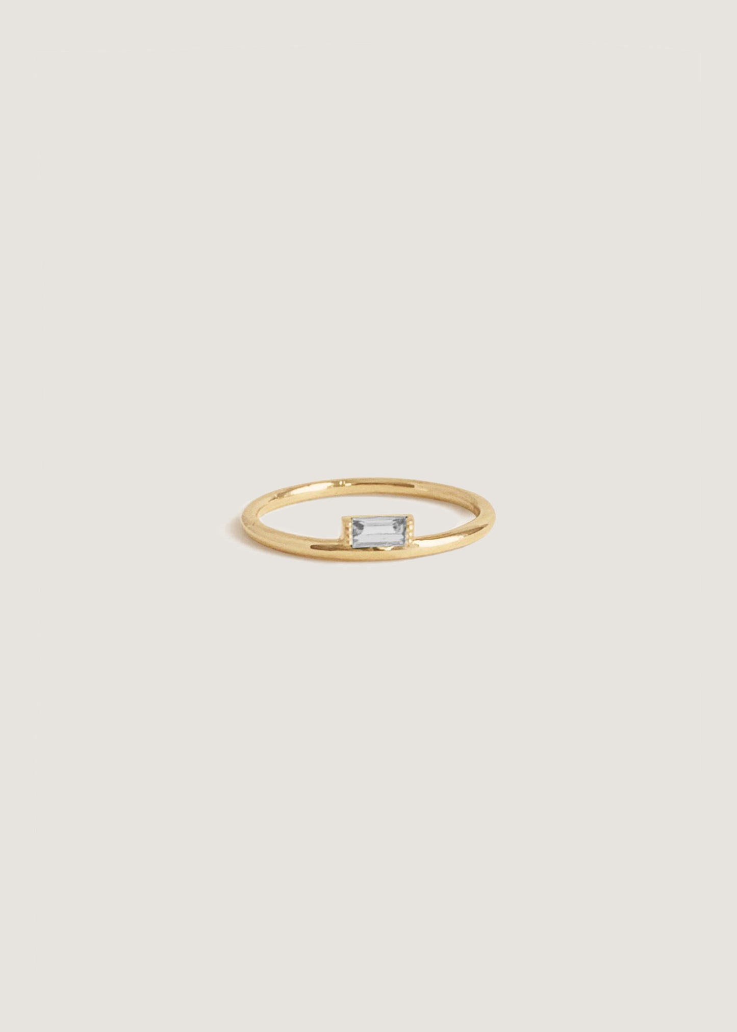 Diamond Ring for Mothers in Elegant Design