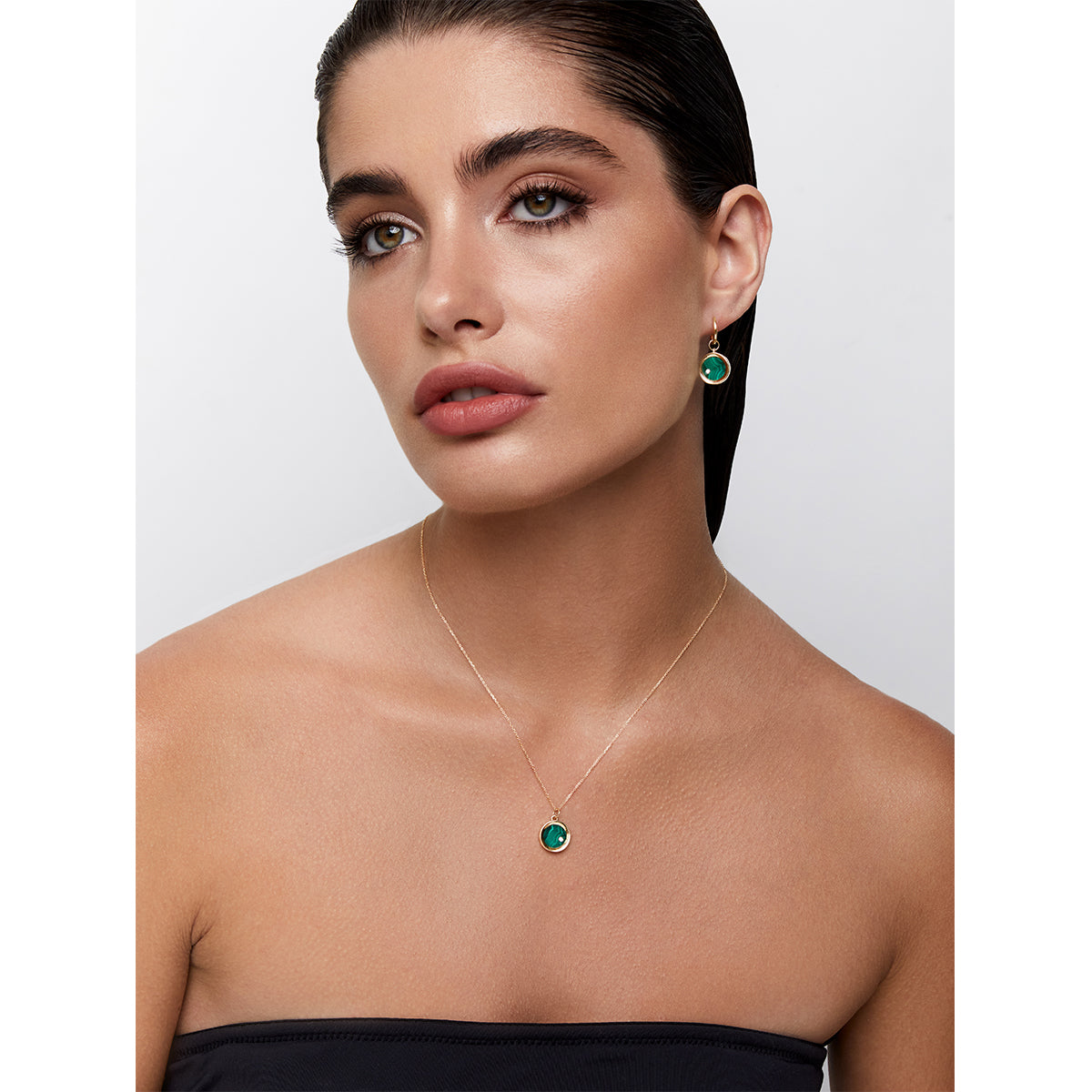 Malachite and Diamond Coin Necklace in 14kt Gold