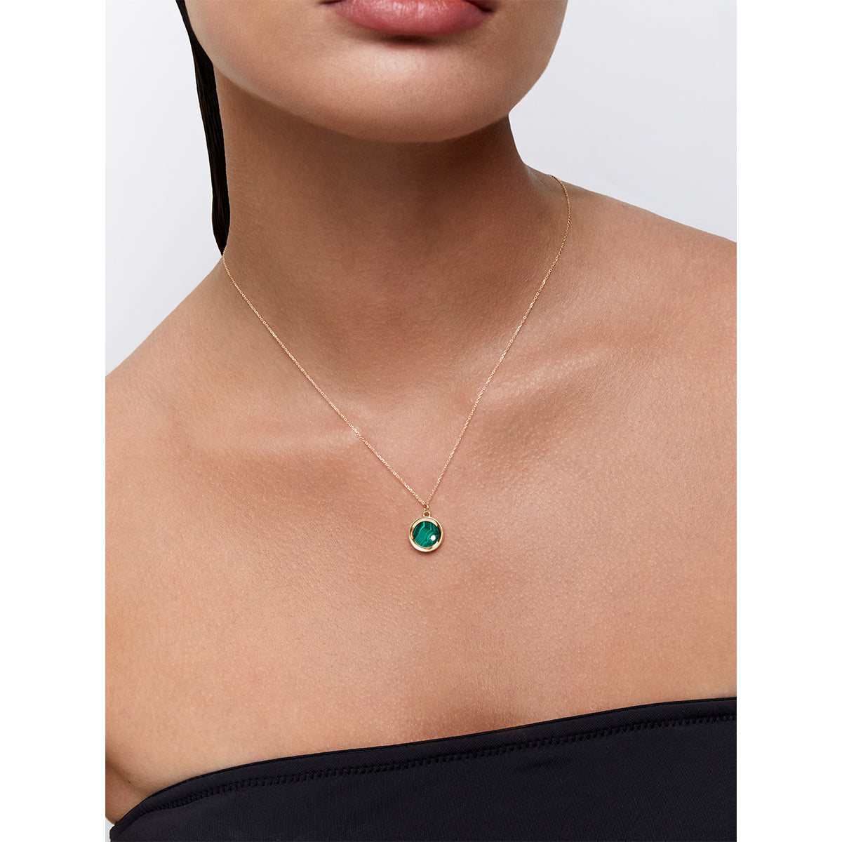 Malachite and Diamond Coin Necklace in 14kt Gold