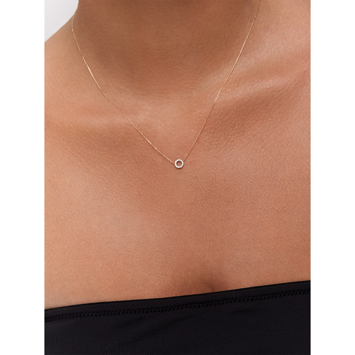 Mini Diamond Circle Necklace in 14kt Gold