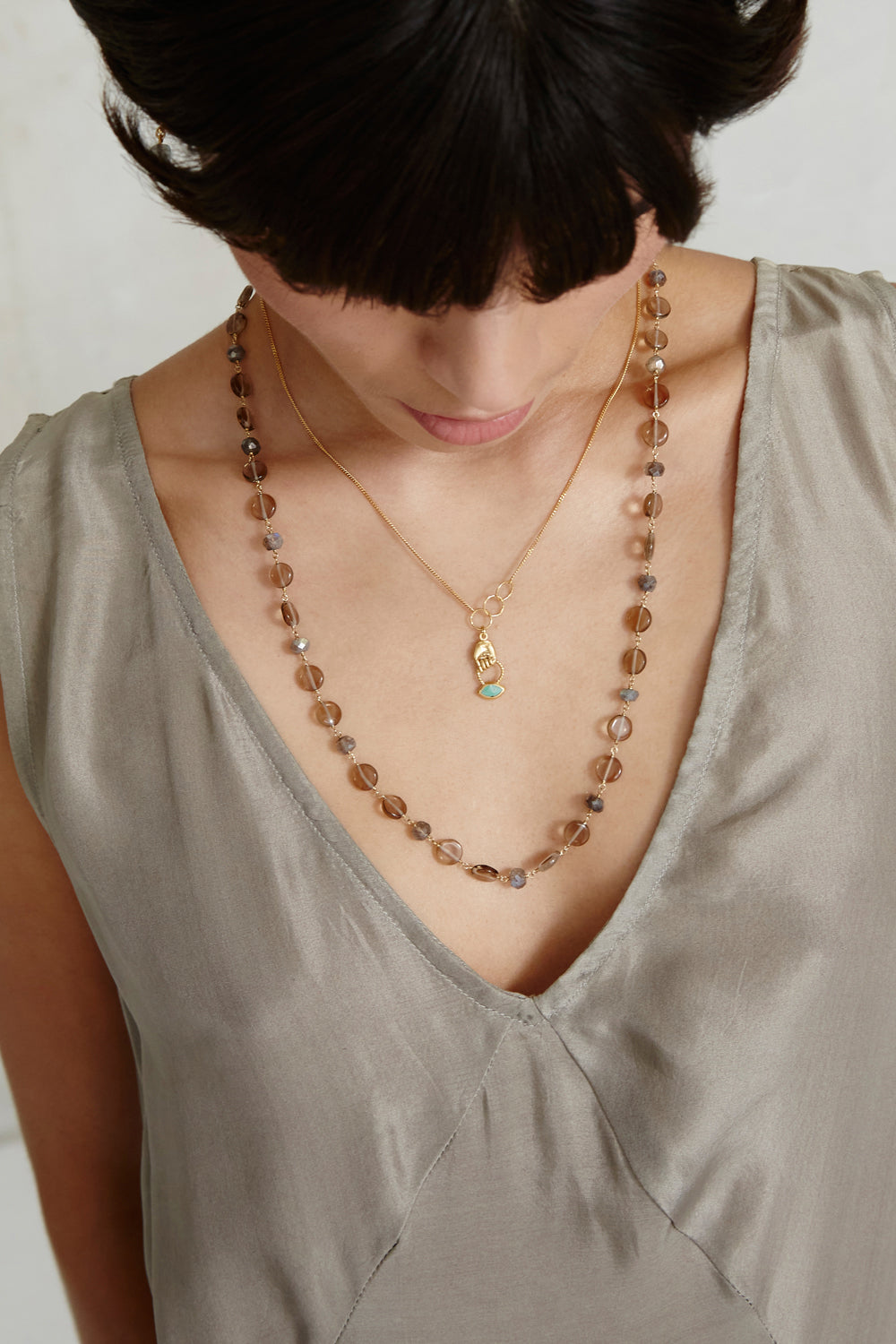 Smoky Mix Necklace in Elegant Design