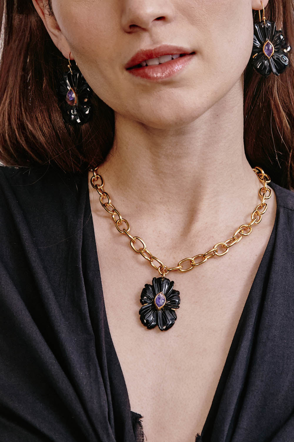 Black Agate Magnolia Style Necklace