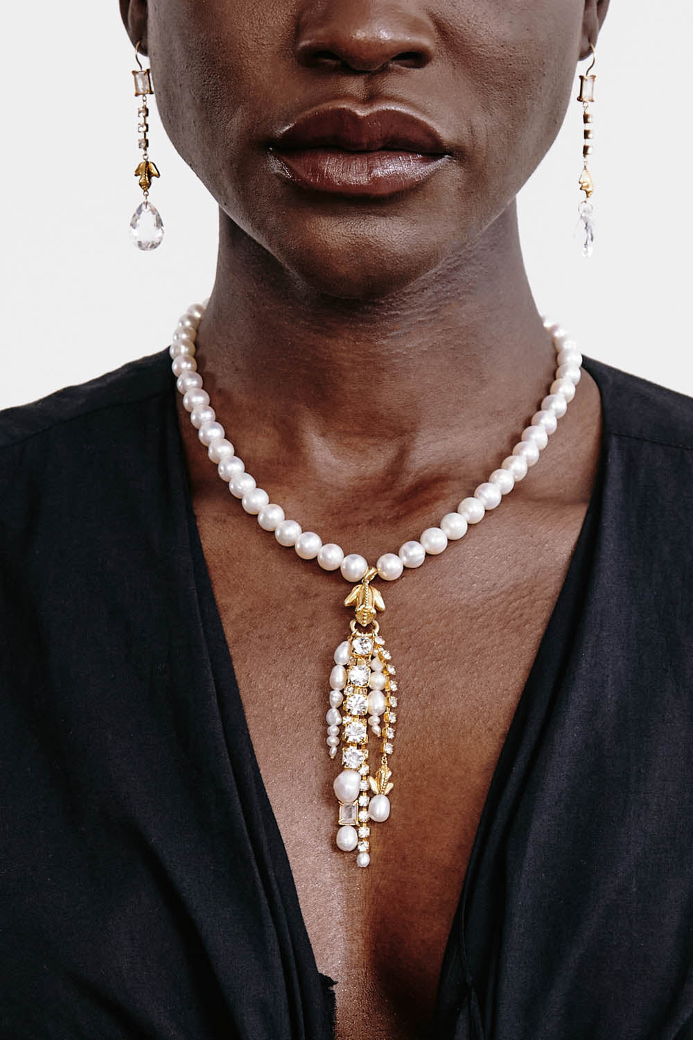 White Pearl Cascade Necklace in Elegant Design