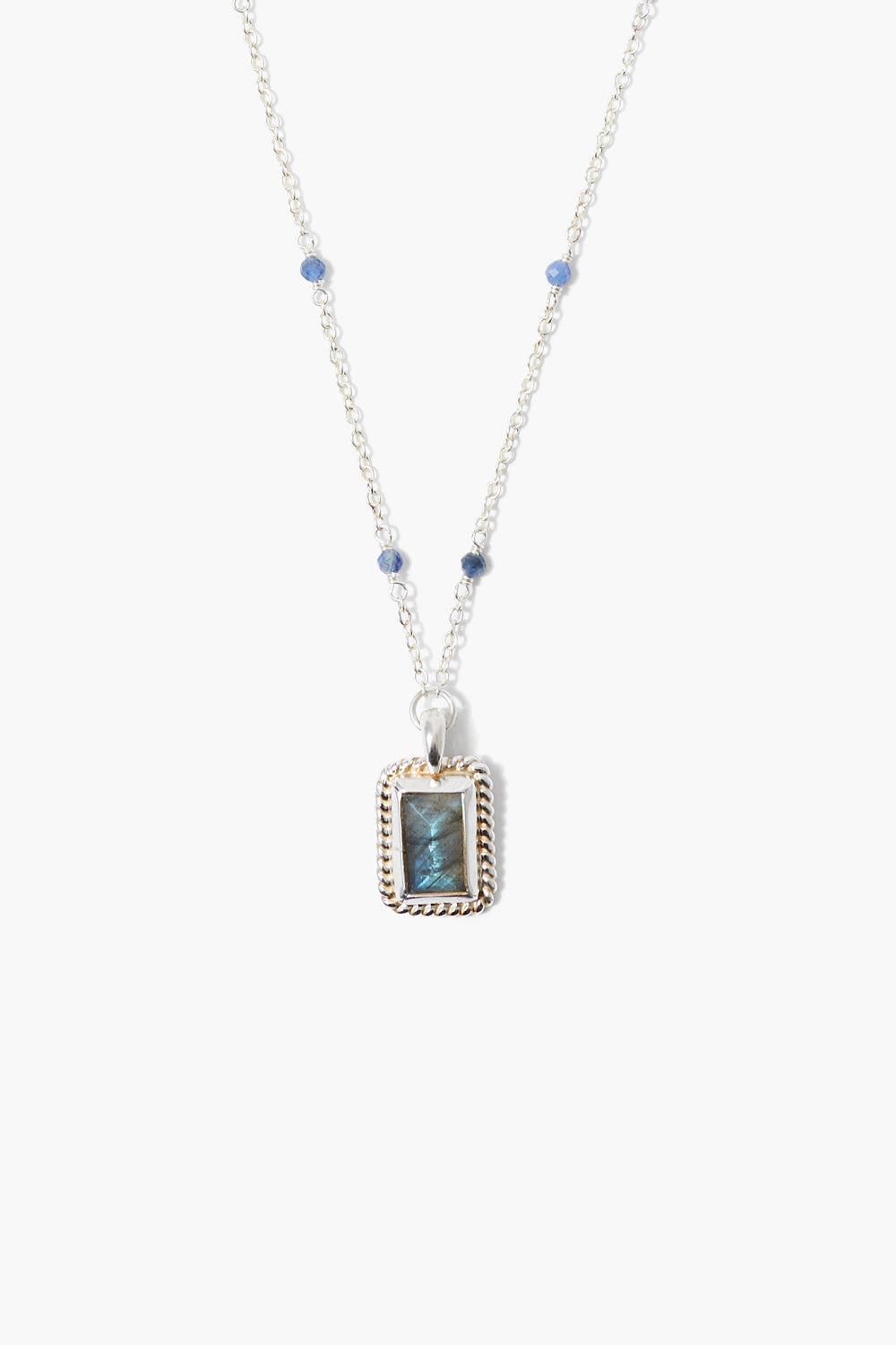 Labradorite Aura Necklace in Elegant Design