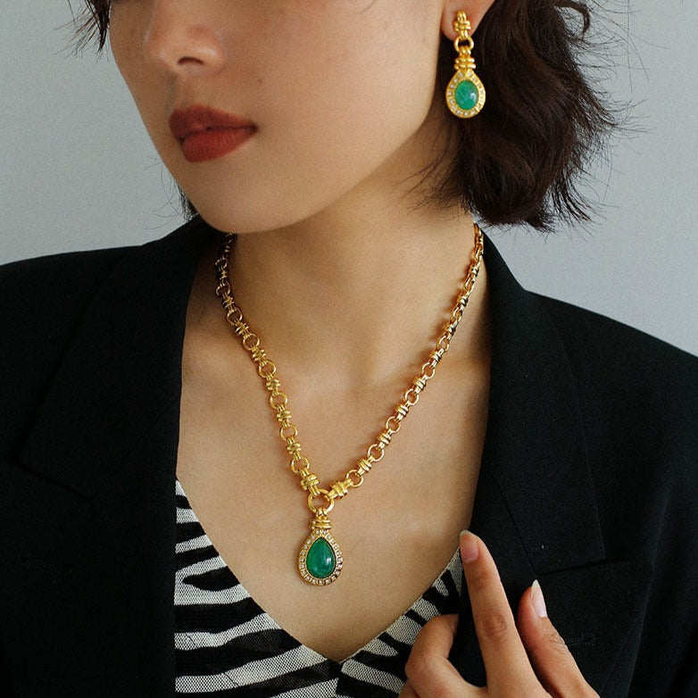 Vintage Green Crystal Necklace and Earrings Set