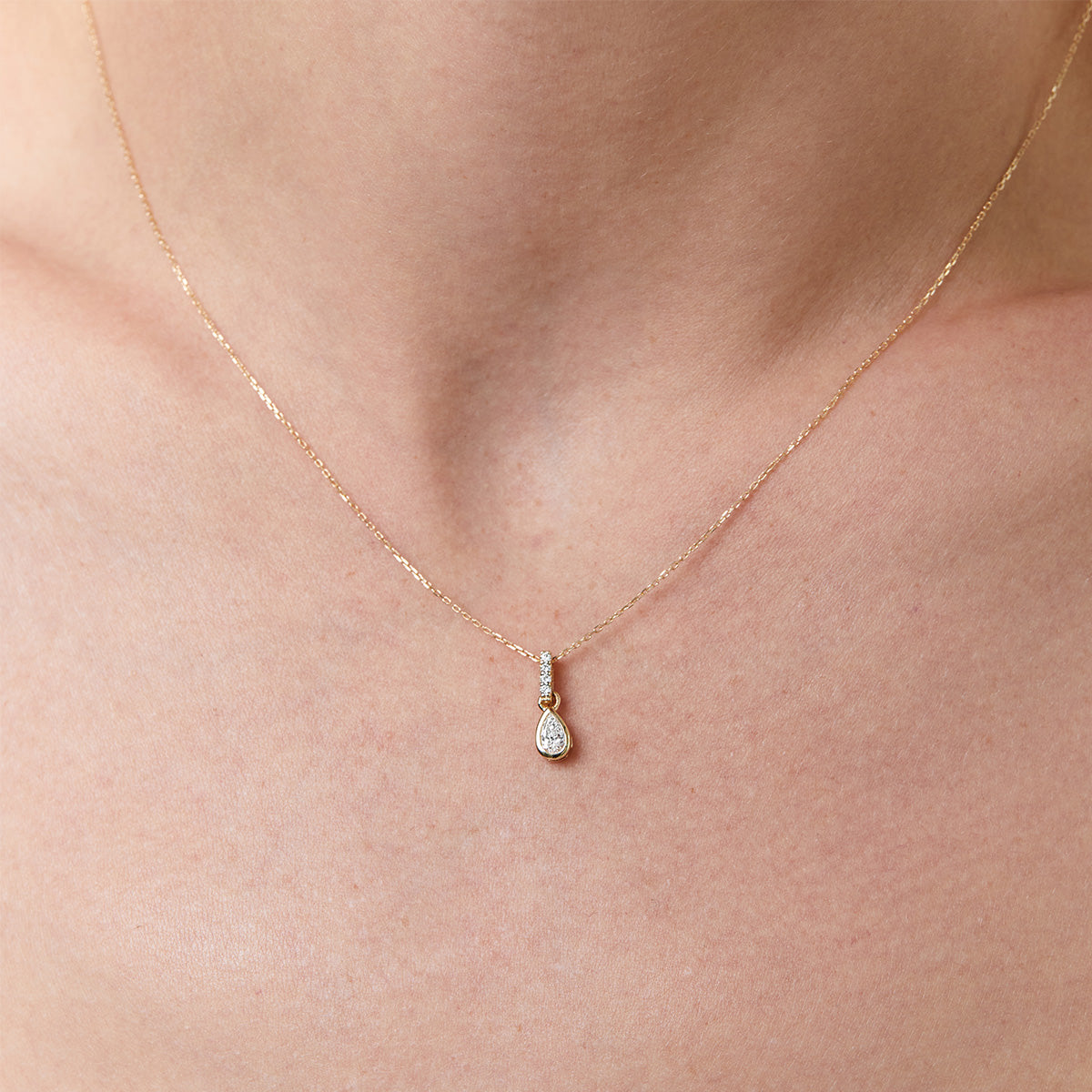 Pear Shaped Diamond Necklace in 14kt Gold