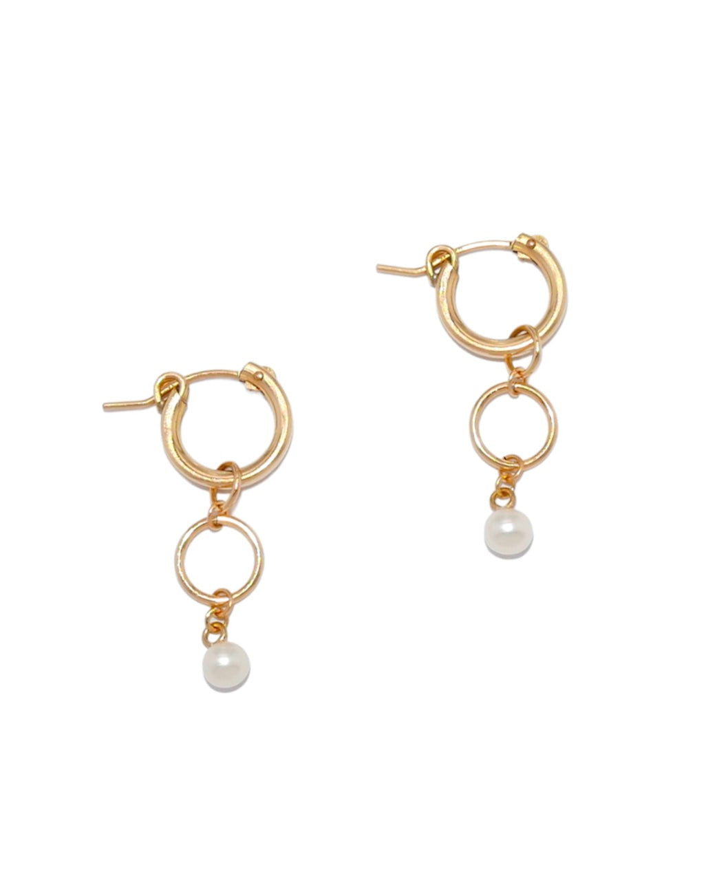 Elegant Silver Earring for Everyday Wear 2