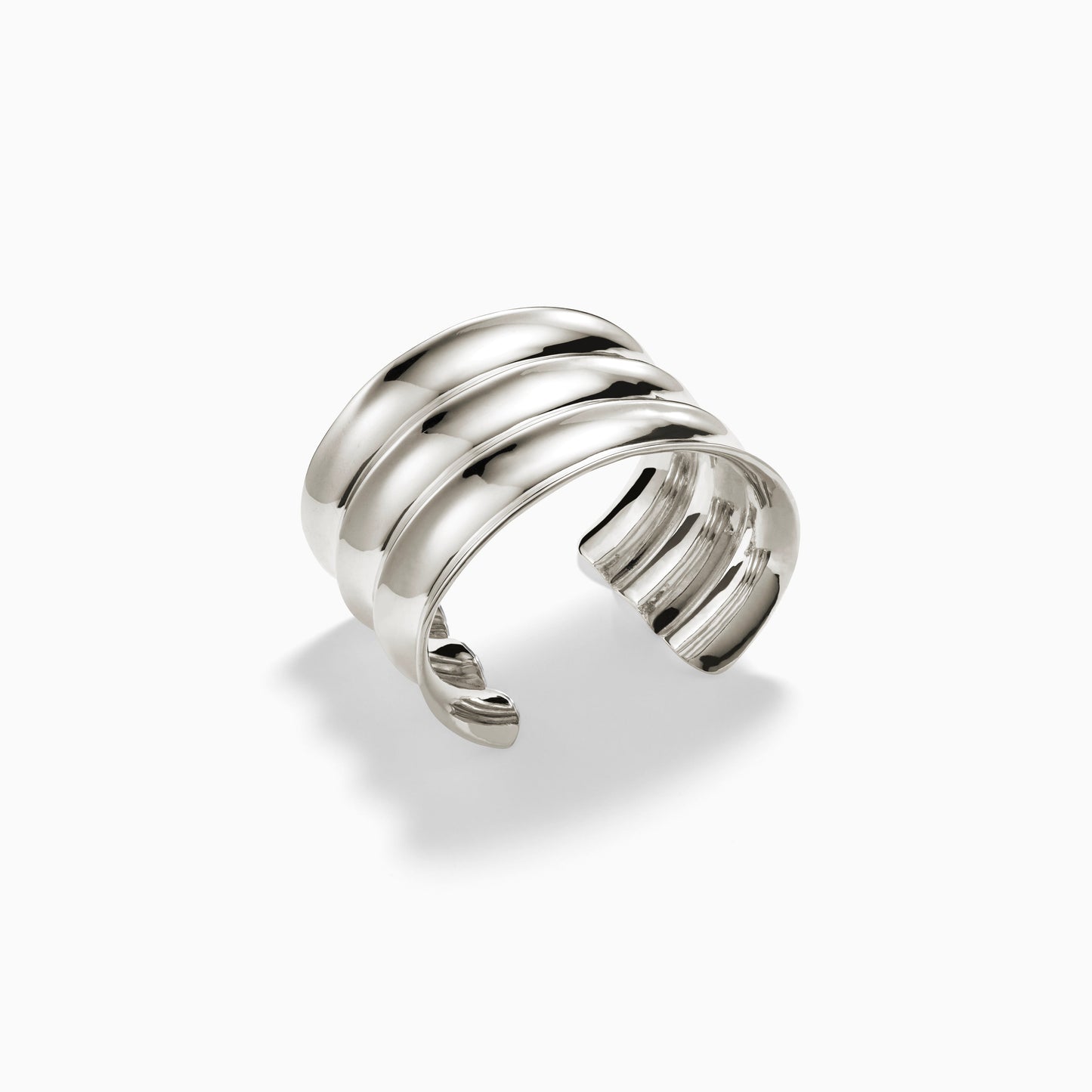 Stylish Ridge Cuff in Silver Material