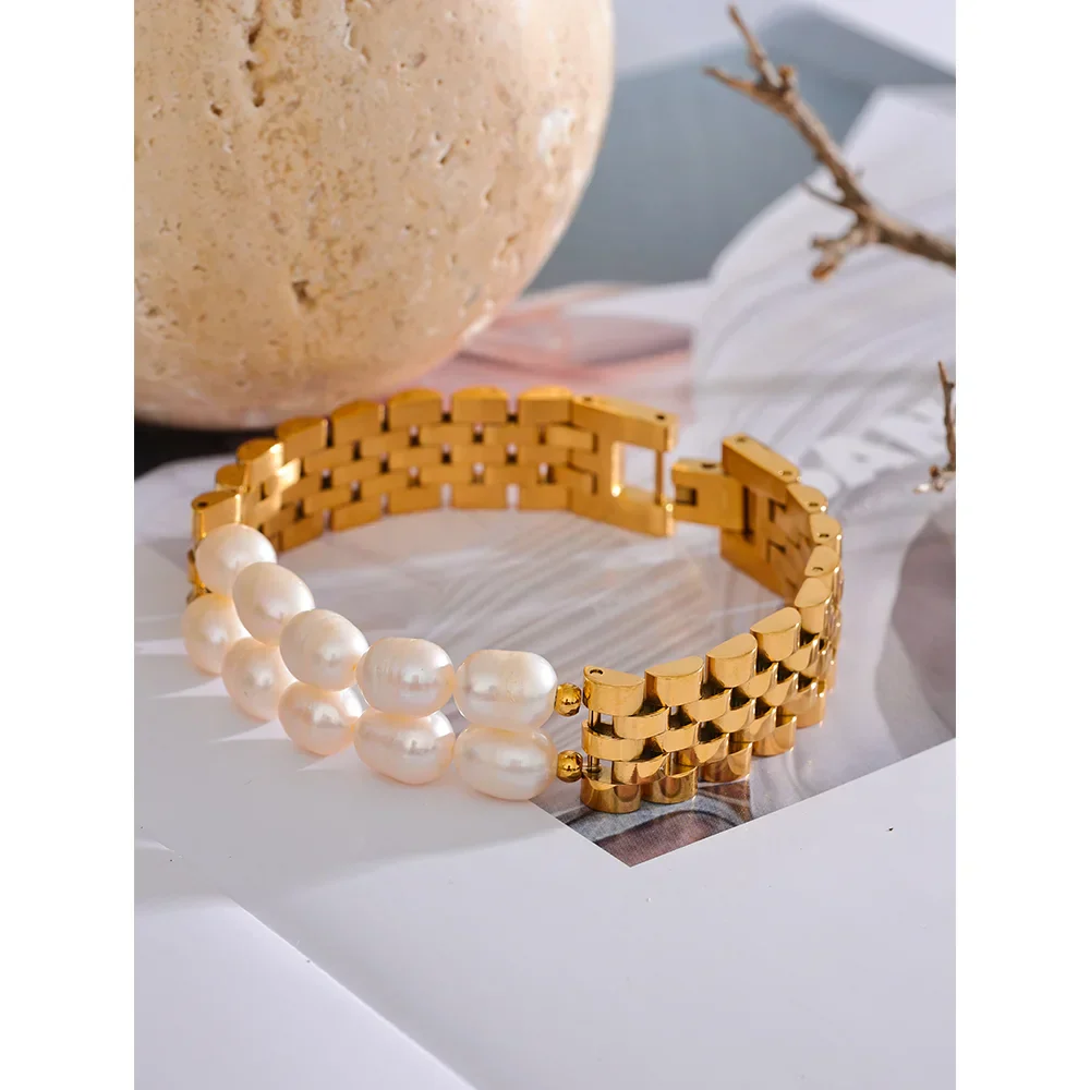 Cuban Chain Bracelet with Pearl Accents