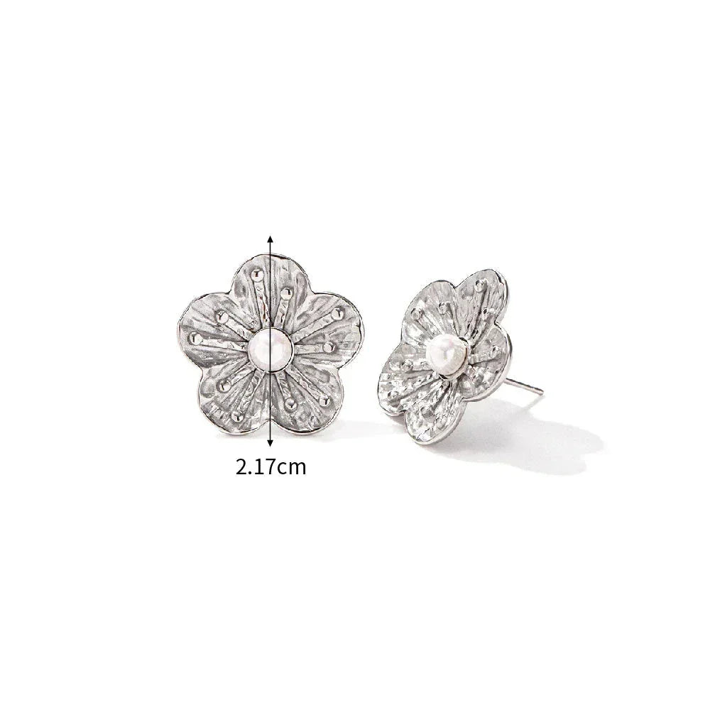 Vintage Flower Jewelry Collection