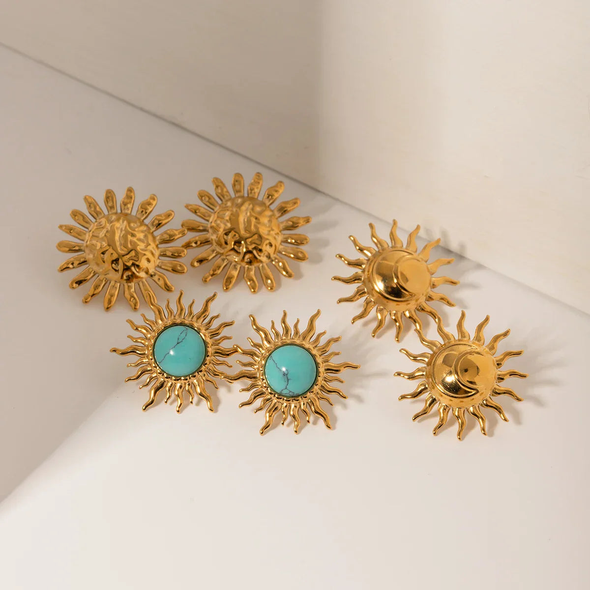 Turquoise Sunflower Ear Clips in Gold