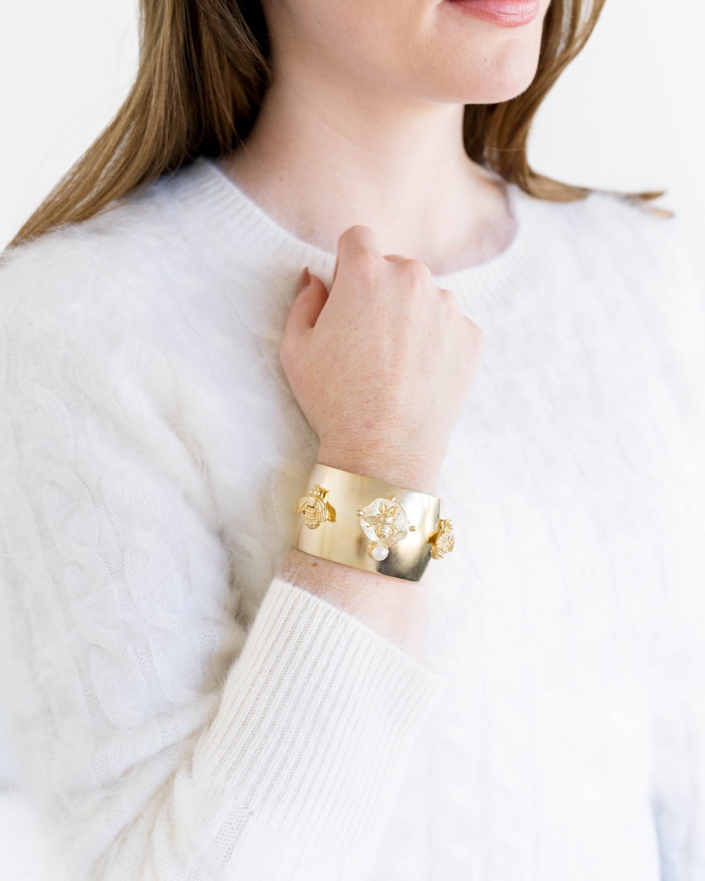 Elegant Pearl Cuff Bracelet in Classic Style