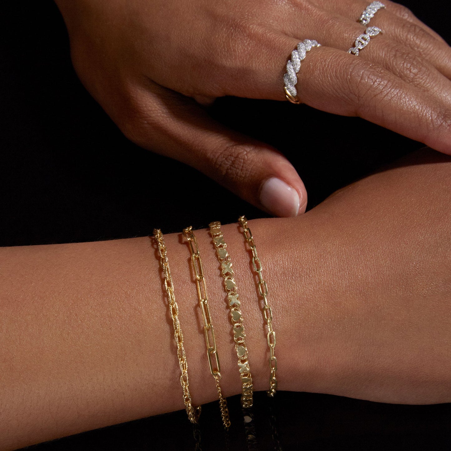 Delicate Gold Paperclip Chain Bracelet