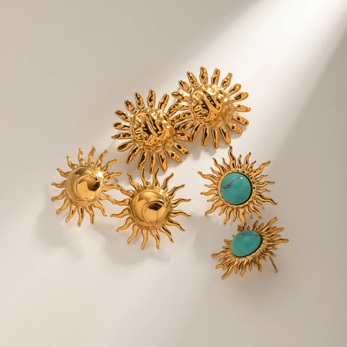 Turquoise Sunflower Ear Clips in Gold