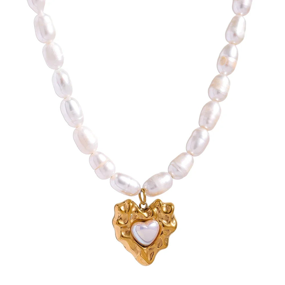 Elegant Heart Pearl Collar Necklace