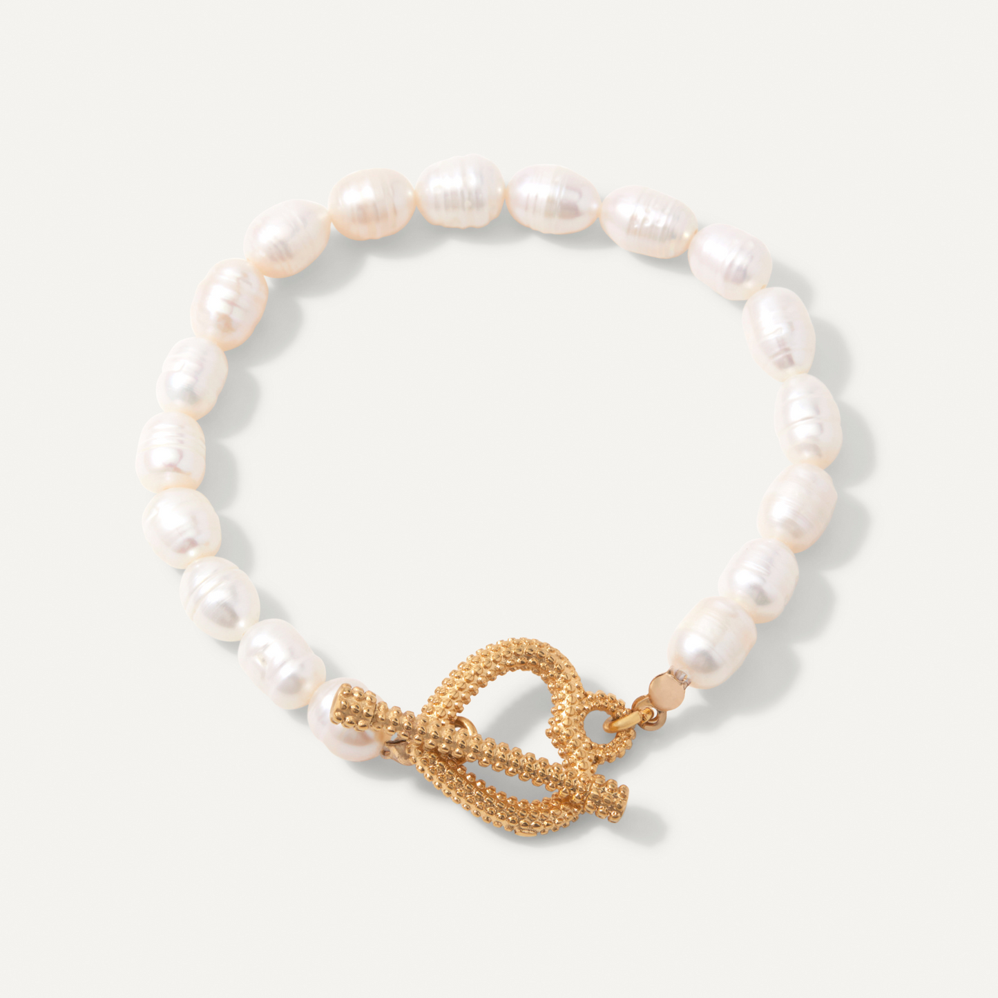 Heart Shaped Pearl Bracelet for Elegance