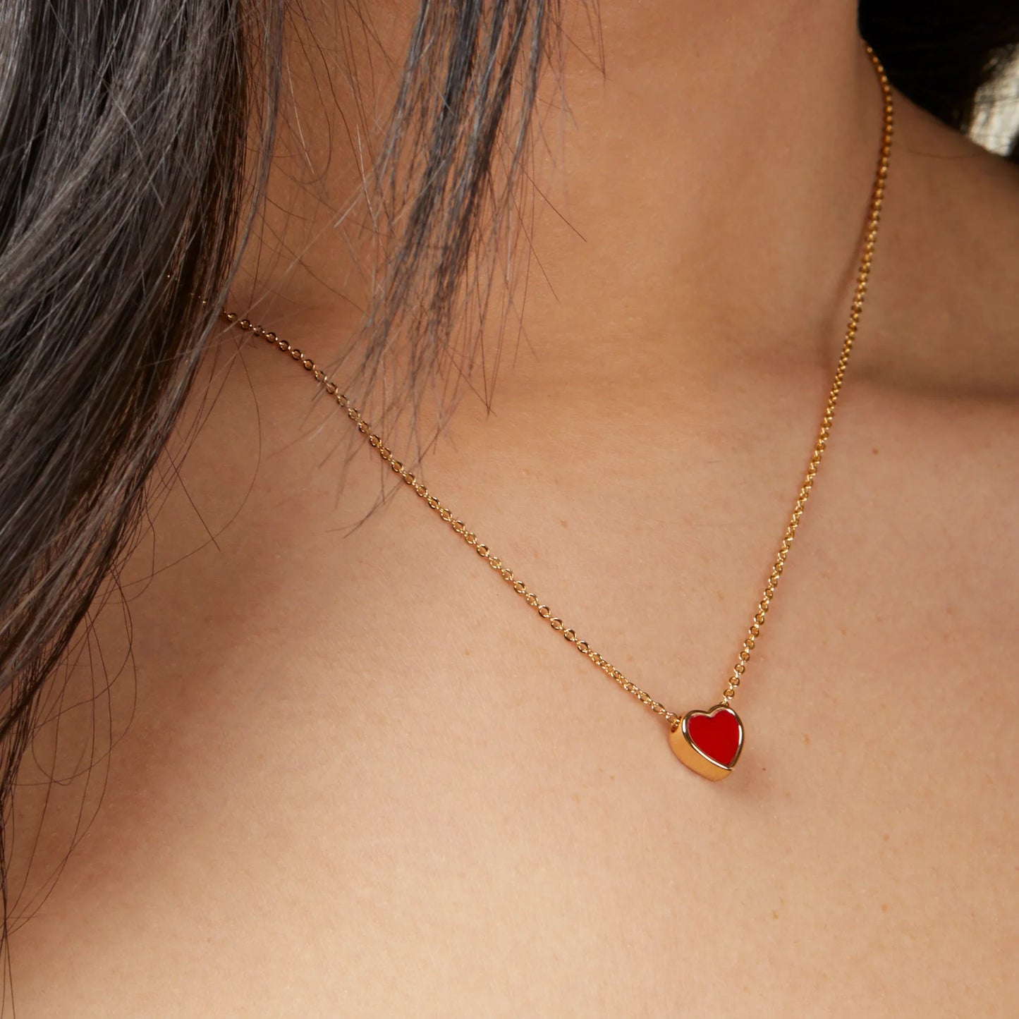 Delicate Tiny Heart Pendant Necklace