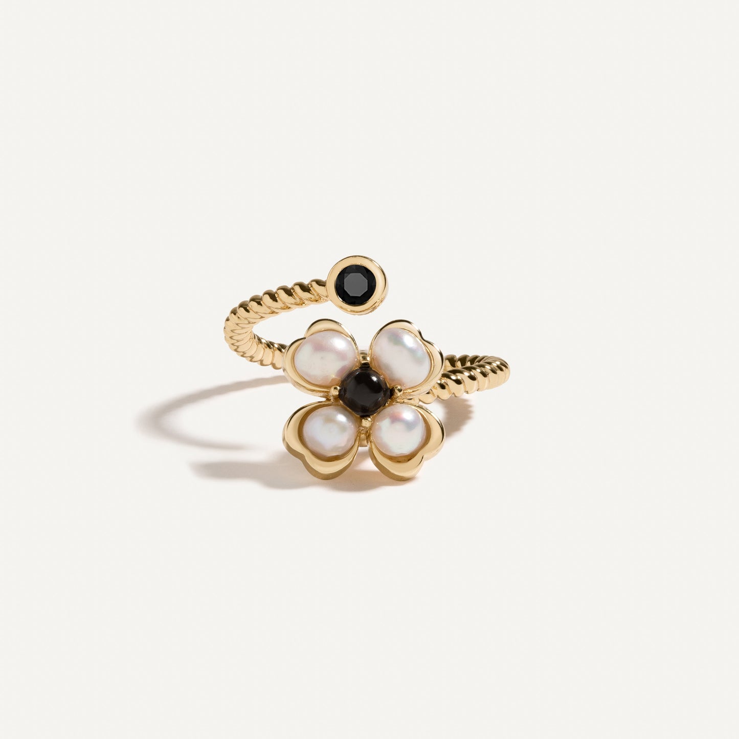 Spinning Ring with Pearl and Onyx Design