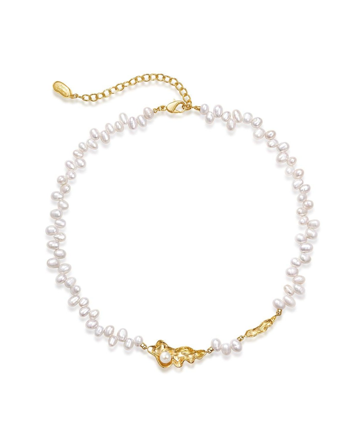 Elegant Pearl Necklace for Any Occasion