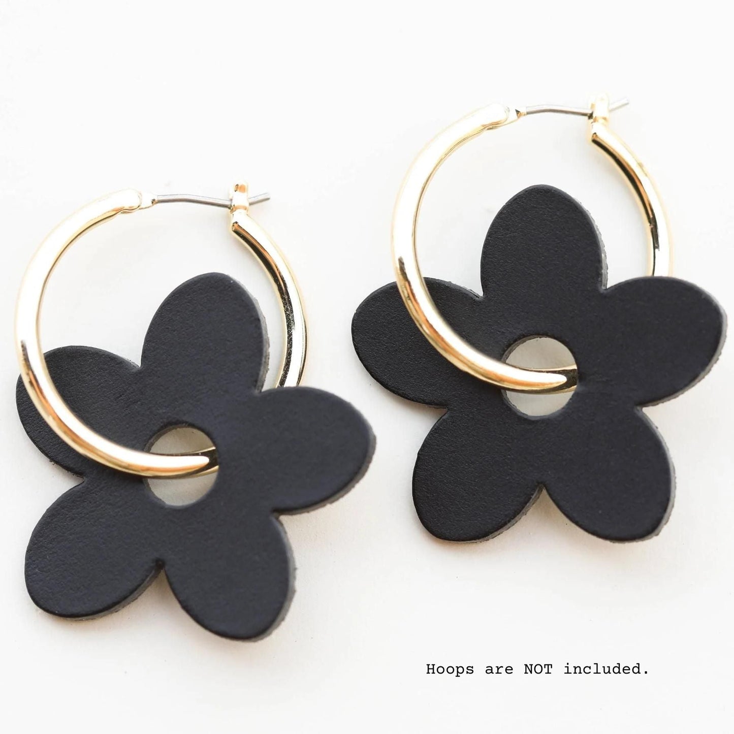 Black Petal Charms Jewelry with Unique Design