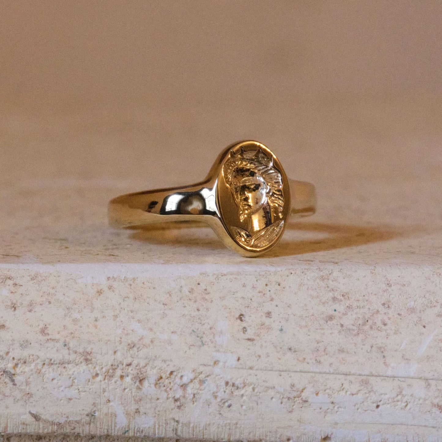 Solid Gold Signet Ring for Stylish Look 1