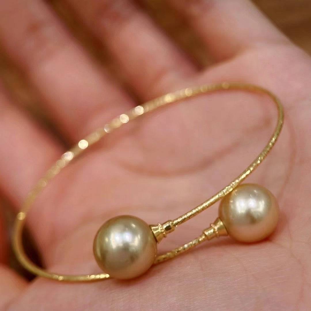 Golden South Sea Pearl Bracelet in 18k Gold